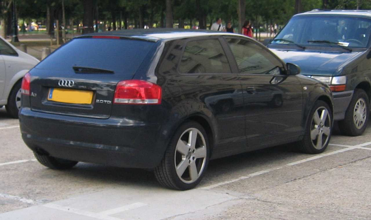 z AUDI A3 2 97